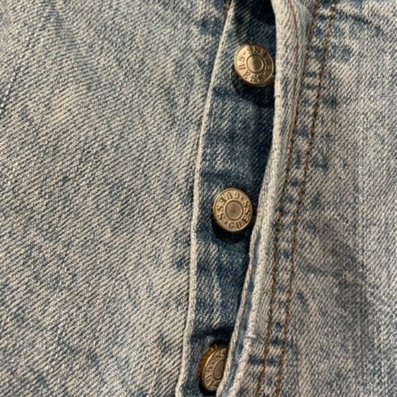 Guess by Georges Marciano denim shorts, 90s. 28.5" W. excellent cond., worn once - Picture 2 of 5